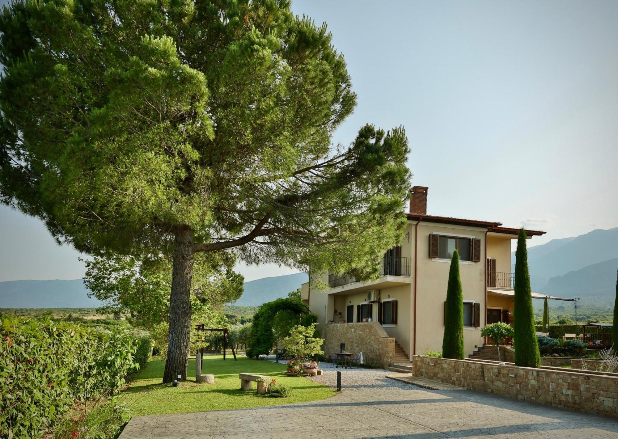 Οlives And Vines All Seasons Villa Litochoro Exterior photo